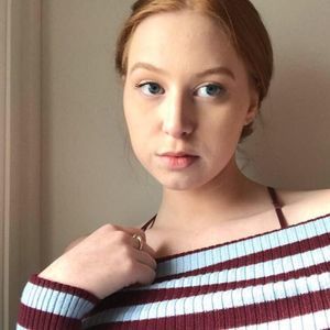 Meet your Posher, Kaylie